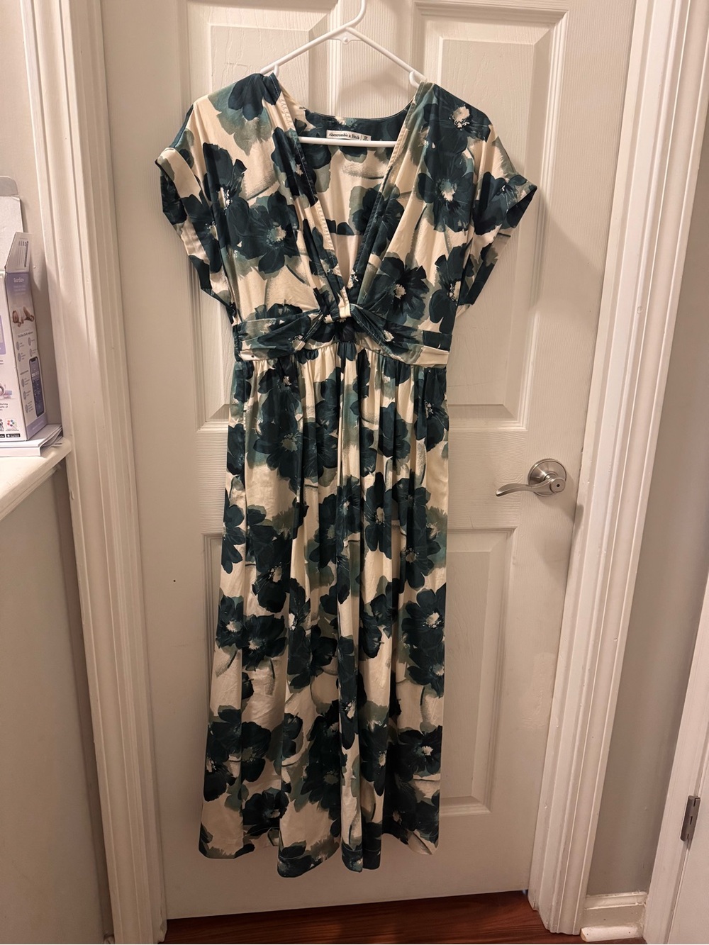 Abercrombie & Fitch Cream Floral Wrap Midi Dress with Teal Blooms
